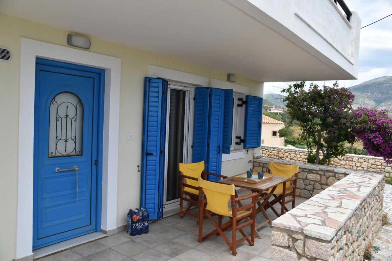 Lovely 1-bedroom In Front Of Sandy Ferienhaus Psifia
