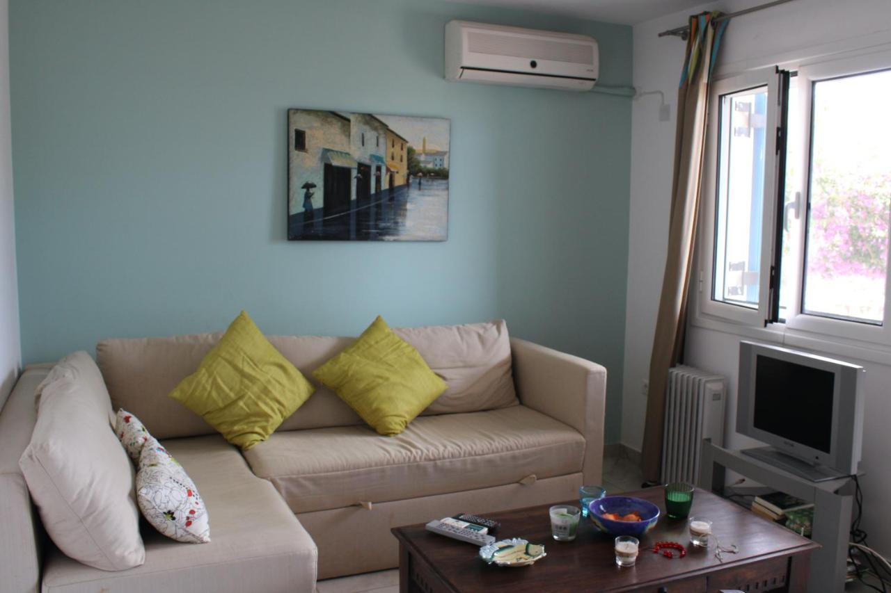 Lovely 1-bedroom In Front Of Sandy