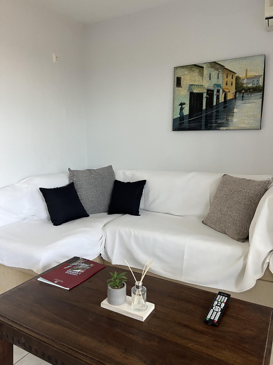 Lovely 1-bedroom In Front Of Sandy Psifia
