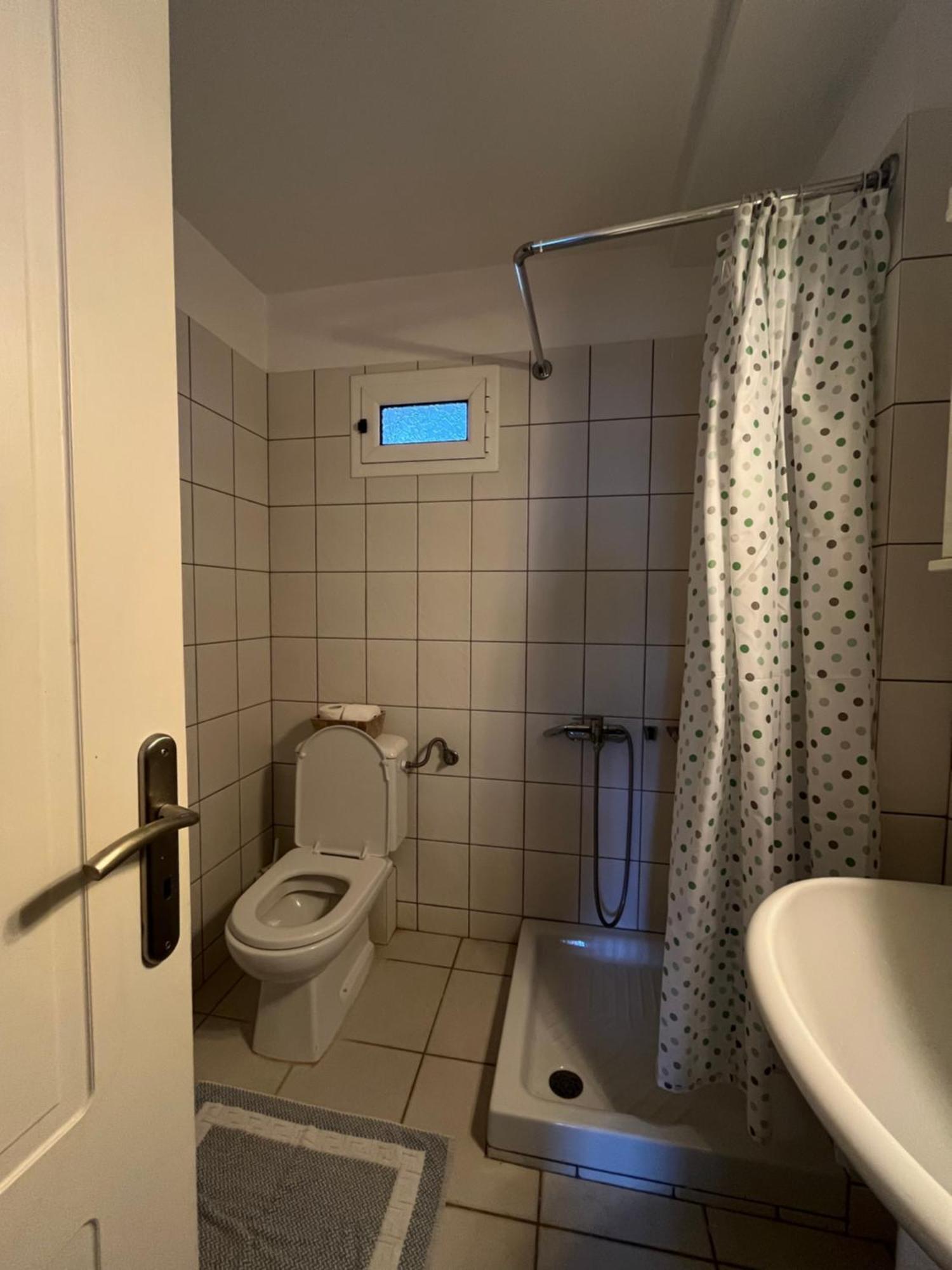 Lovely 1-bedroom In Front Of Sandy * Psifia